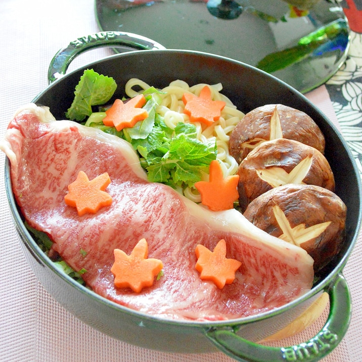 ストウブ鍋で。豪華！贅沢！すき焼き風☆肉うどん